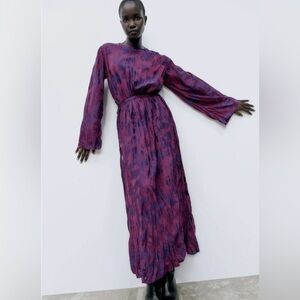 NWOT Zara Wrinkled Jacquard Dress Size L
